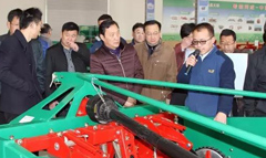 Anhui Agricultural Machinery Promotion System Leader to Tran